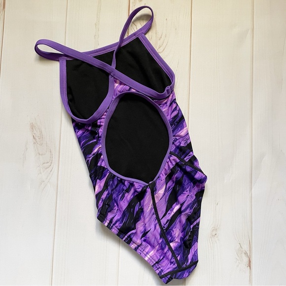 TYR Durafast Elite Girls Diamondfit Swimsuit - Picture 4 of 8